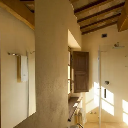 Вилла Naro Sleeps 12 Wifi Abbadia di Naro