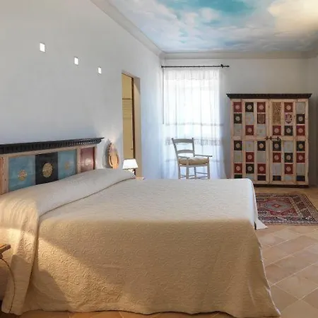 Вилла Naro Sleeps 12 Wifi